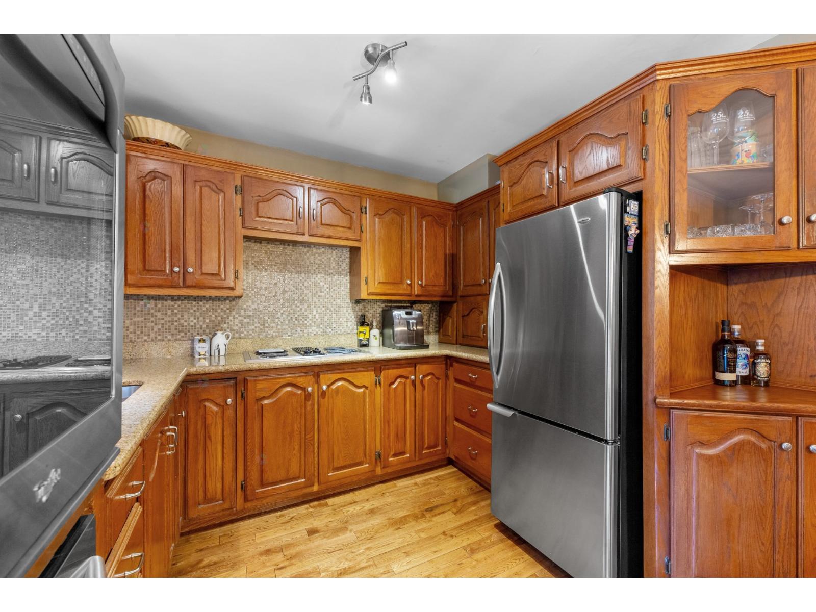293 Rue Pépin Longueuil (Le Vieux-Longueuil) Quebec Canada J4L1G6 5