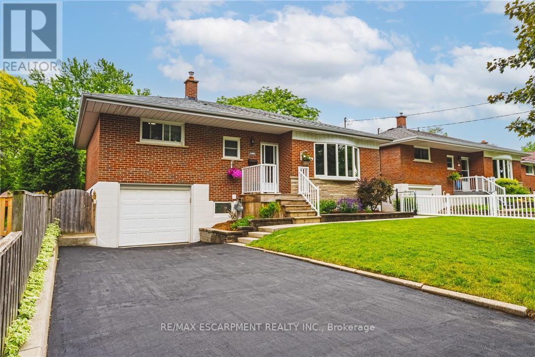 1208 HOMEWOOD DRIVE, Burlington, Ontario
