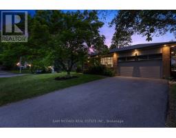 63 MAPLEWOOD ROAD, Mississauga, Ontario