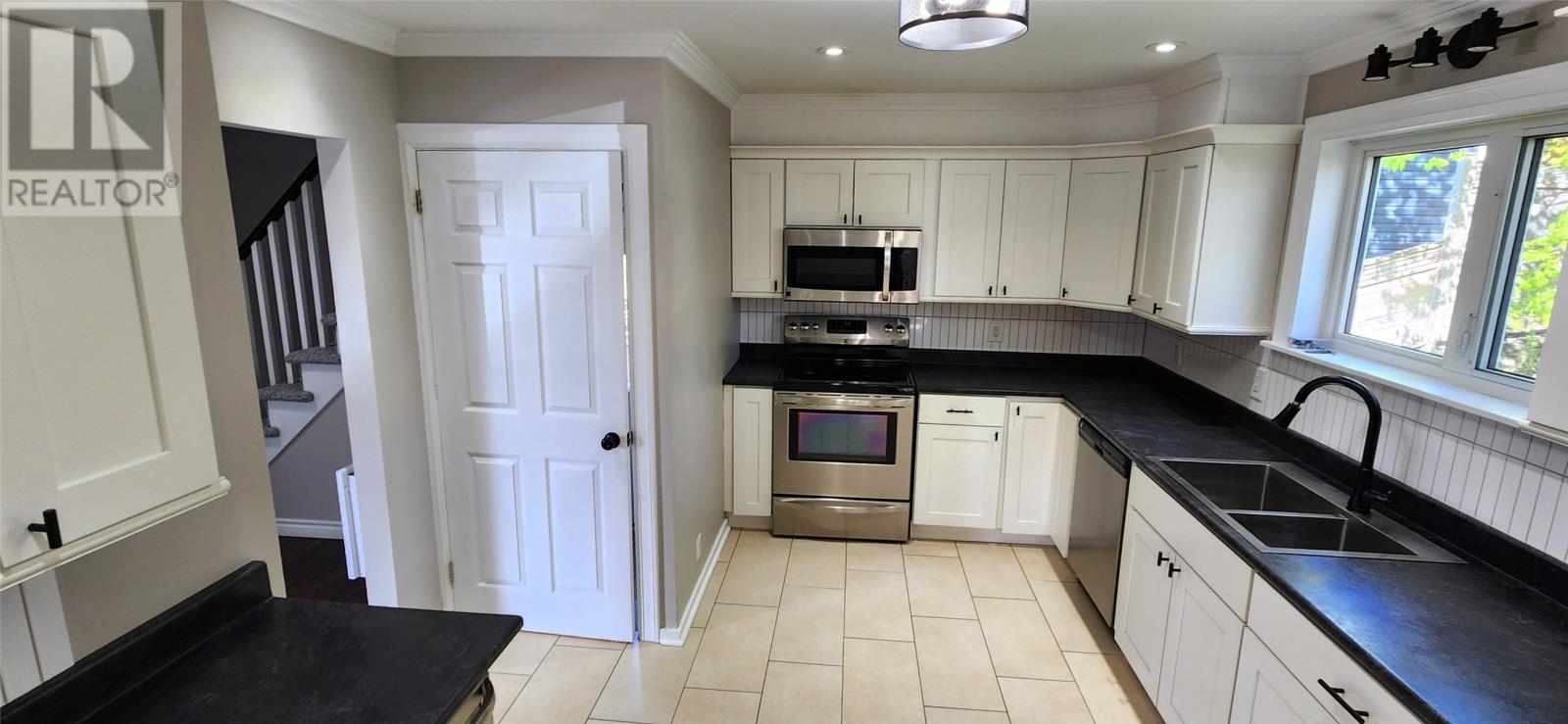 183 Reid Street, Corner Brook, Newfoundland & Labrador  A2H 2P3 - Photo 12 - 1298912