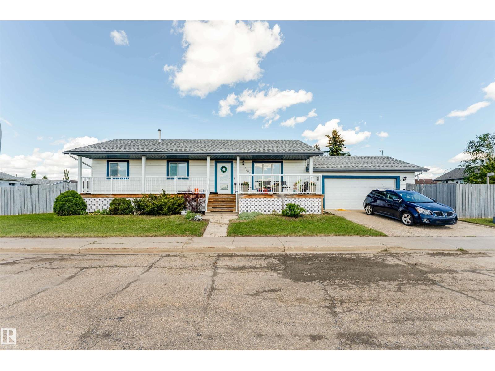 5309 46 St, Tofield, Alberta  T0B 4J0 - Photo 1 - E4493432