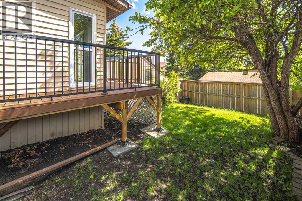 200 Edgedale Way Nw, Calgary, Alberta  T3A 2P9 - Photo 39 - A2317168
