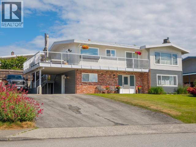 3776 GORDON AVE, Powell River, British Columbia