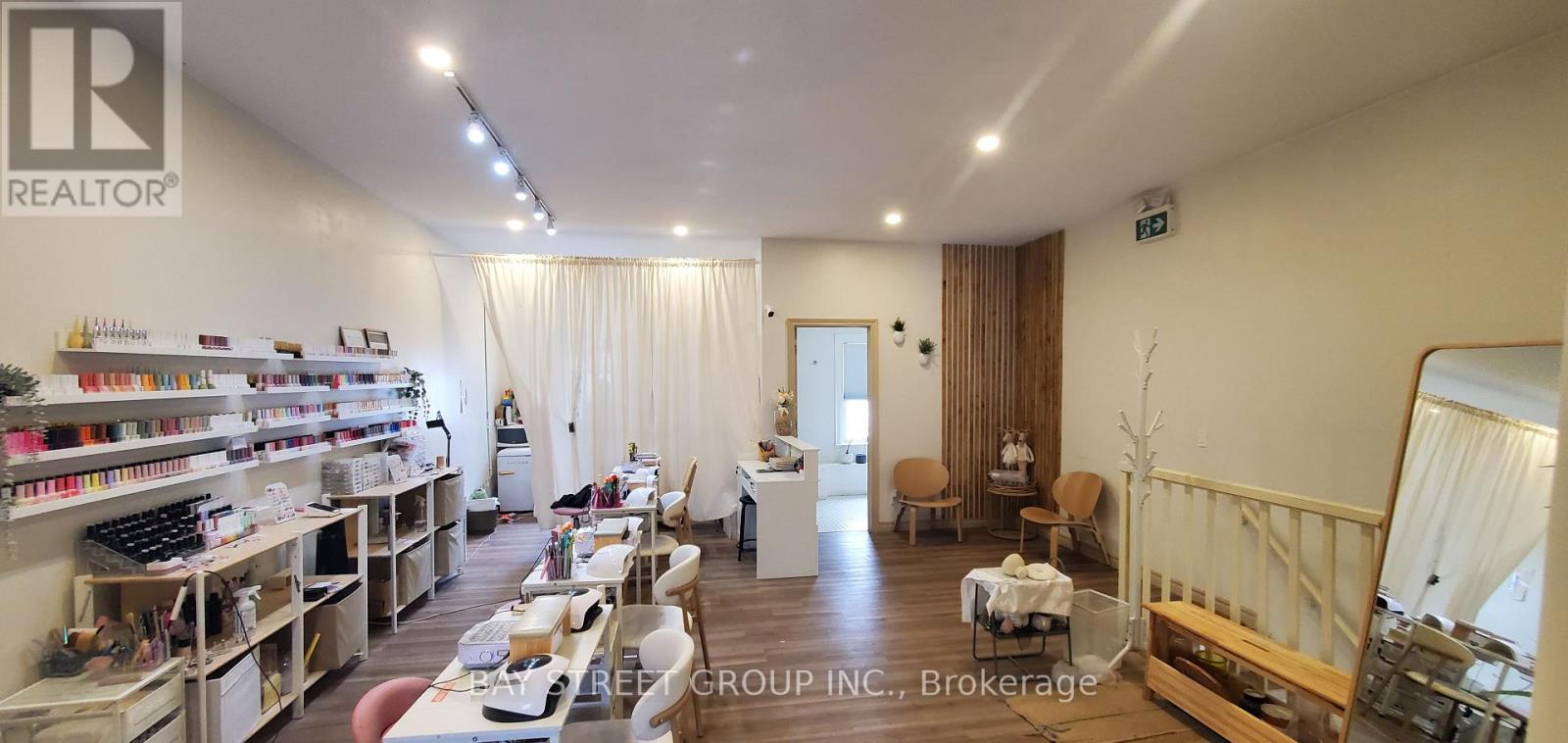 Second Floor - 4893 Yonge Street, Toronto, Ontario  M2N 5N4 - Photo 5 - C13440524
