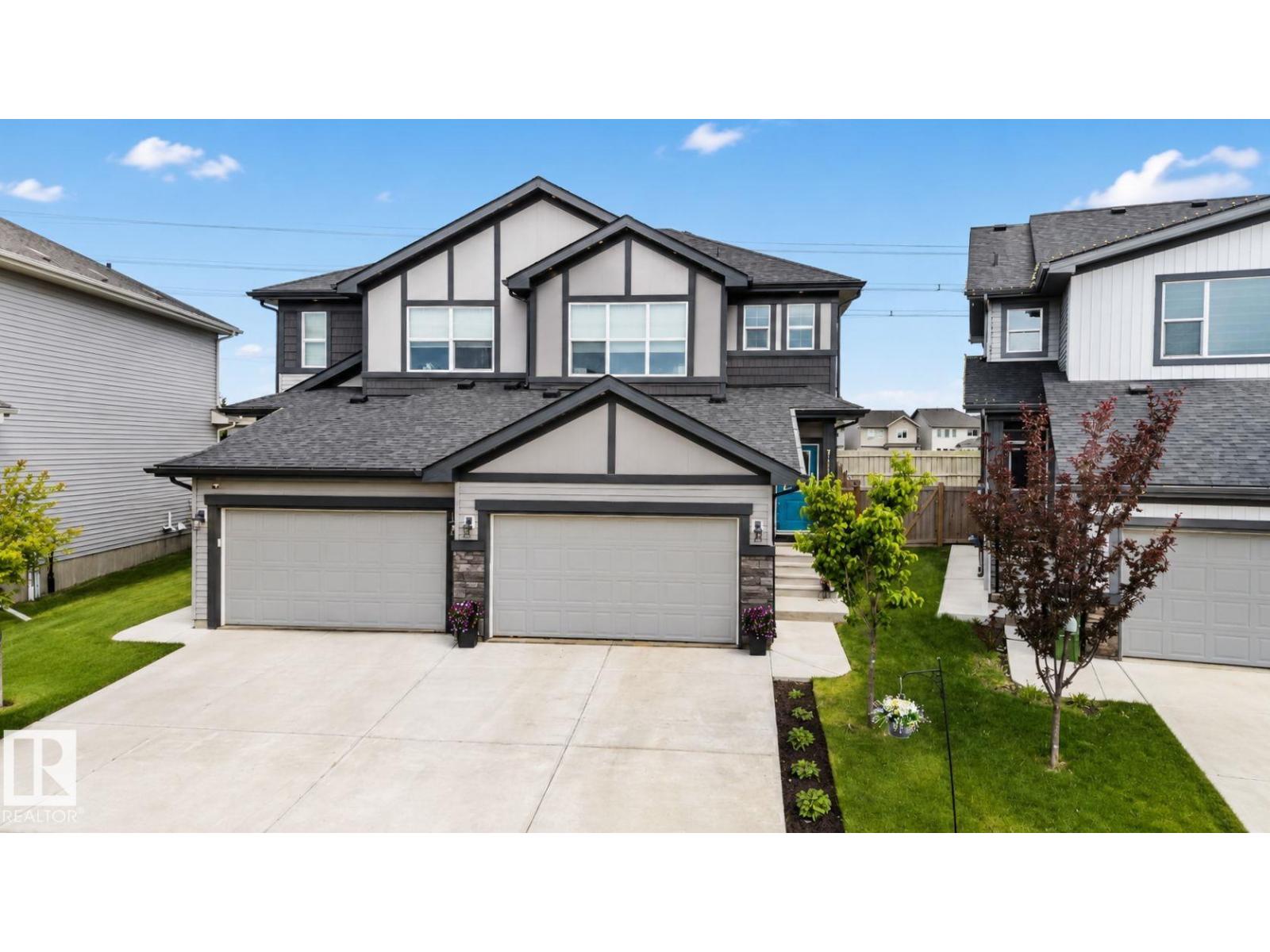 8612 CUSHING PL SW, edmonton, Alberta