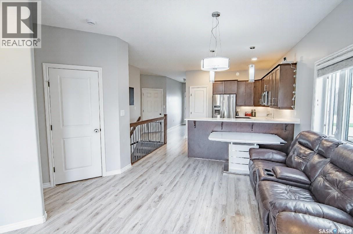 17 550 Southwood Drive, Prince Albert, Saskatchewan  S6V 1G4 - Photo 7 - SK039297