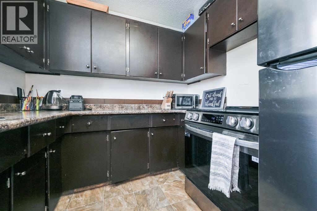 9433 121 Avenue, Grande Prairie, Alberta  T8V 4R5 - Photo 7 - A2313497