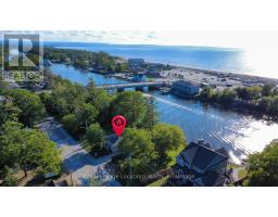 32 RIVER ROAD E, wasaga beach, Ontario