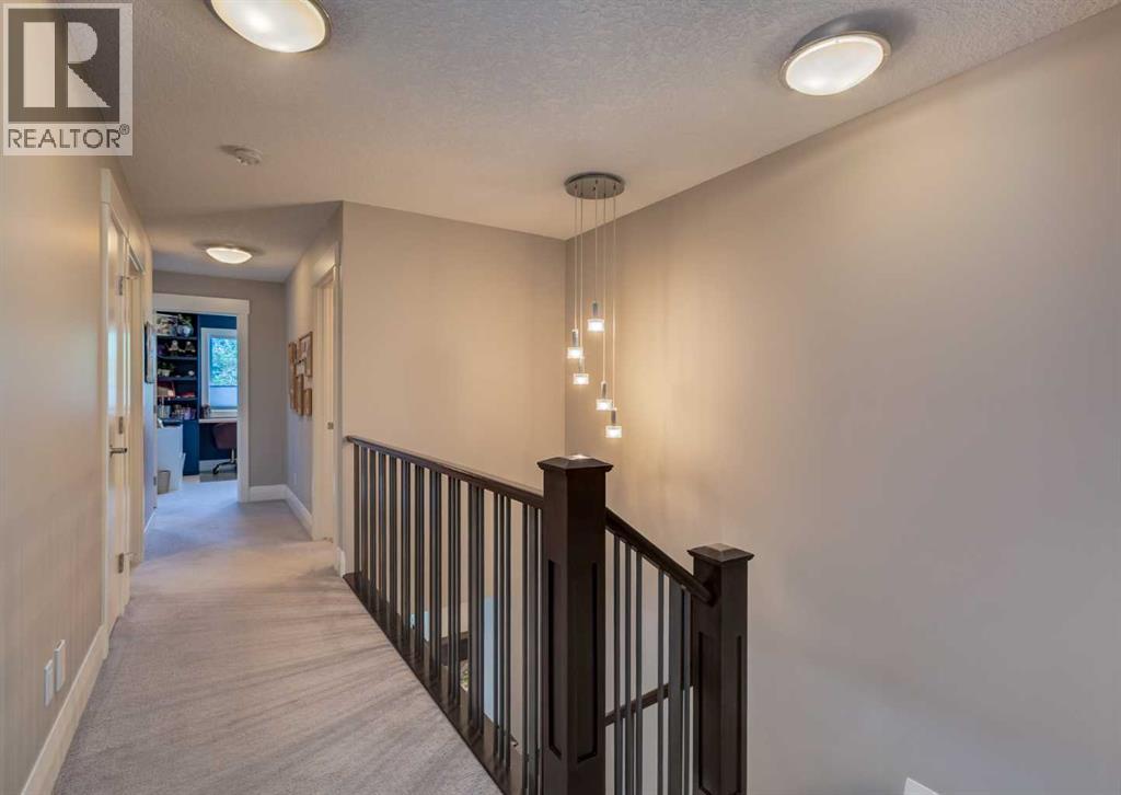 2039 45 Avenue Sw, Calgary, Alberta  T2T 2P6 - Photo 32 - A2320096