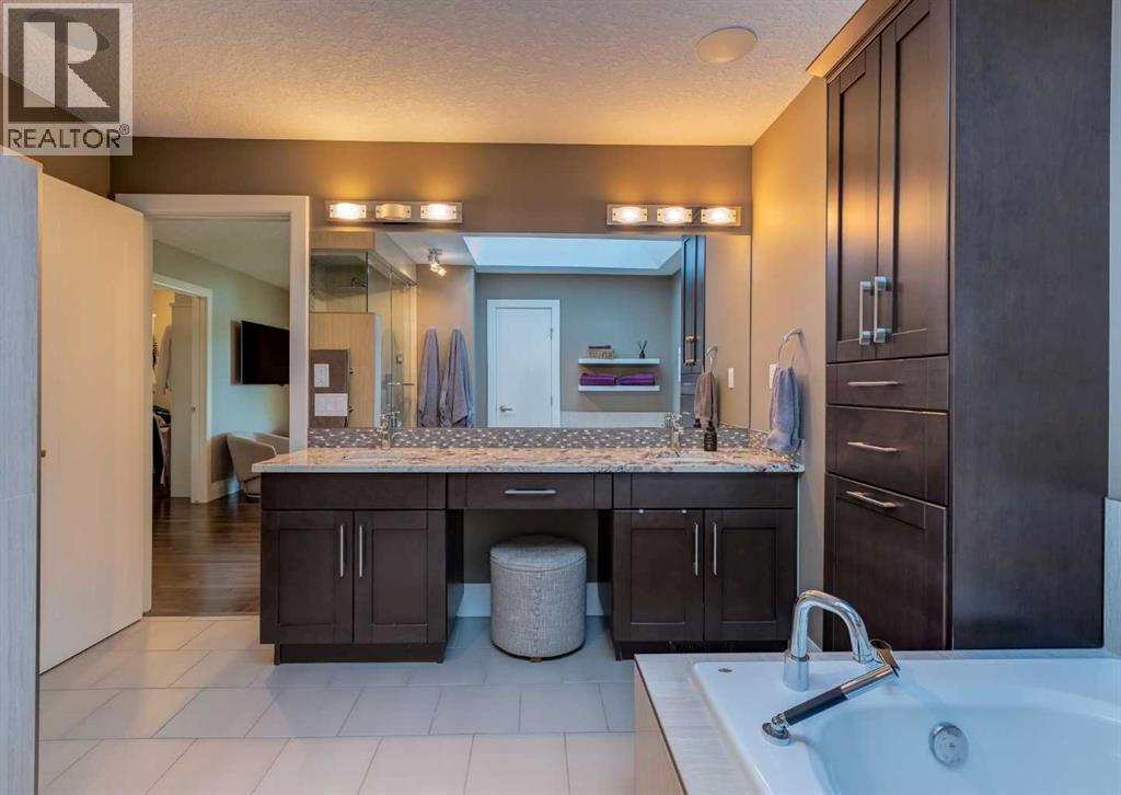 2039 45 Avenue Sw, Calgary, Alberta  T2T 2P6 - Photo 31 - A2320096