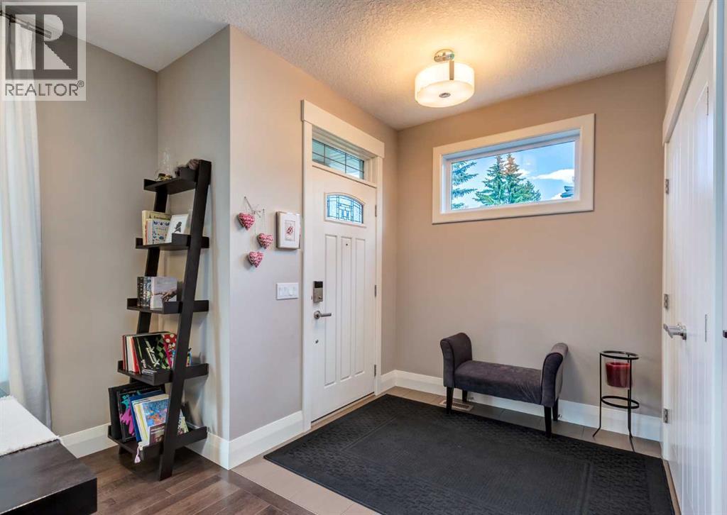 2039 45 Avenue Sw, Calgary, Alberta  T2T 2P6 - Photo 9 - A2320096