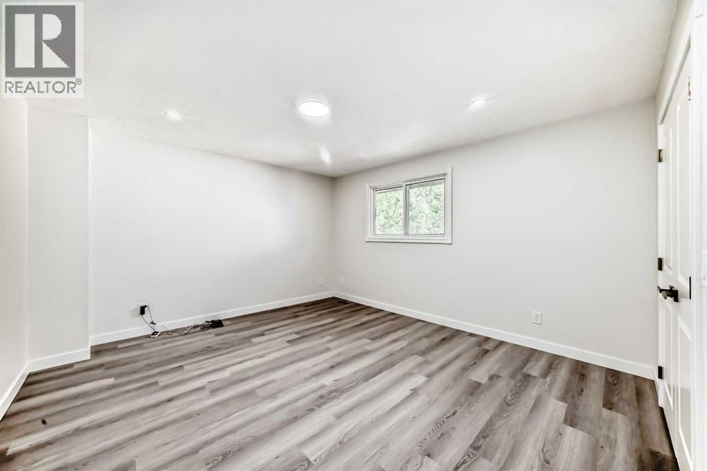 236 Pinemill Mews NE, Calgary, Alberta  T1Y 4R2 - Photo 10 - A2318672