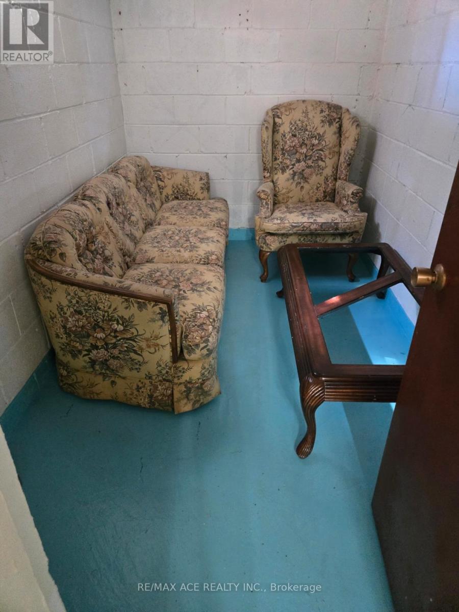Bsmt - 45 Wheelwright Crescent, Toronto, Ontario M3N 1V2 - Photo 14 - W13440542