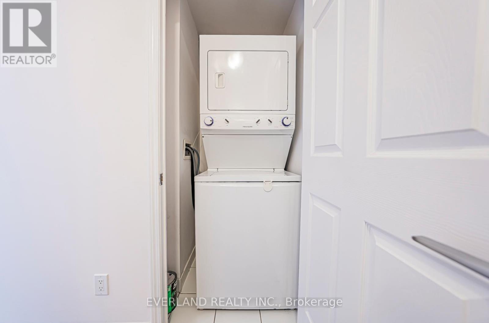 834 - 15 James Finlay Way, Toronto, Ontario  M3M 0B3 - Photo 33 - W13440578