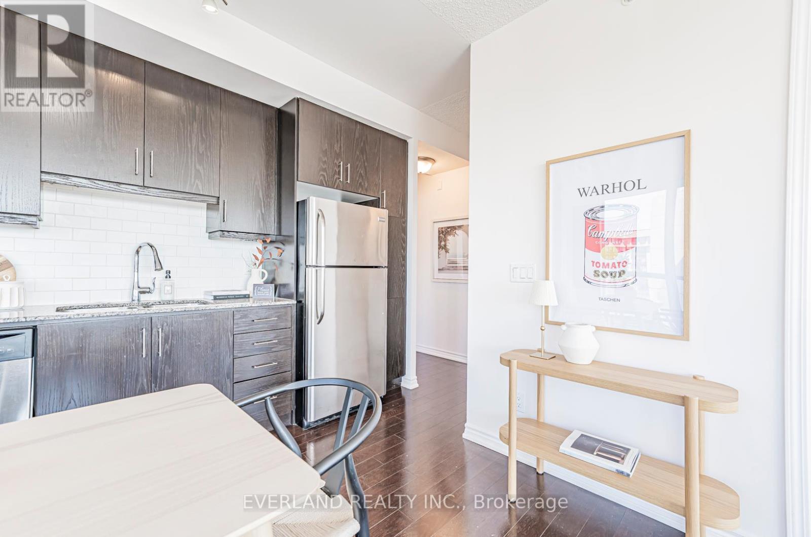 834 - 15 James Finlay Way, Toronto, Ontario  M3M 0B3 - Photo 4 - W13440578