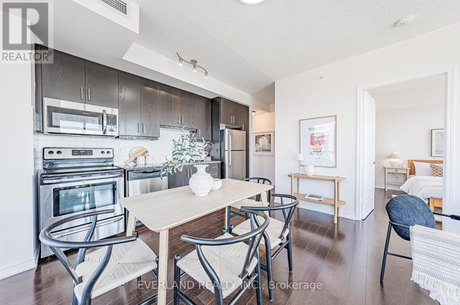 834 - 15 James Finlay Way, Toronto, Ontario  M3M 0B3 - Photo 6 - W13440578