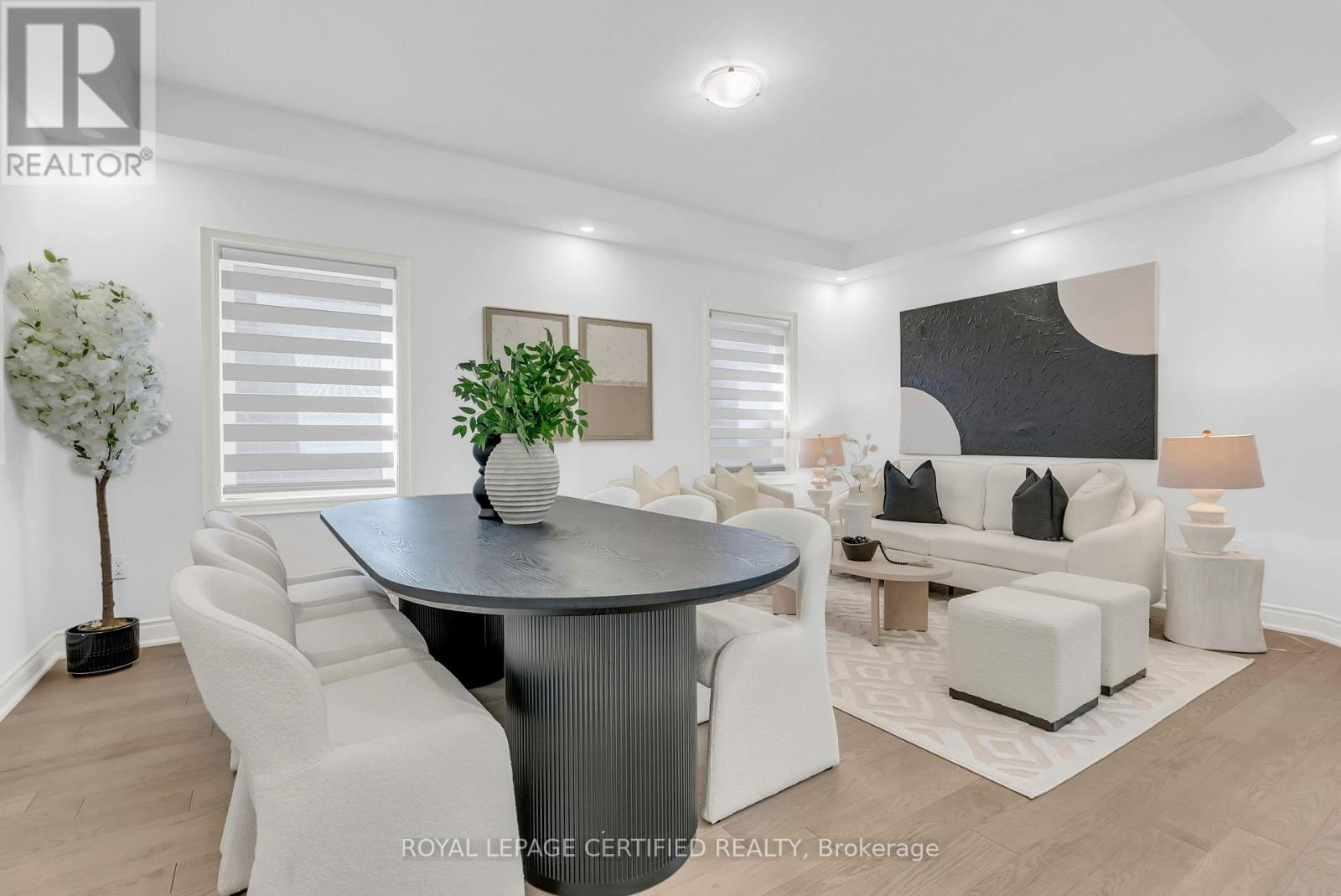 4072 Hillsborough Crescent, Oakville, Ontario  L6H 3P8 - Photo 10 - W13440590