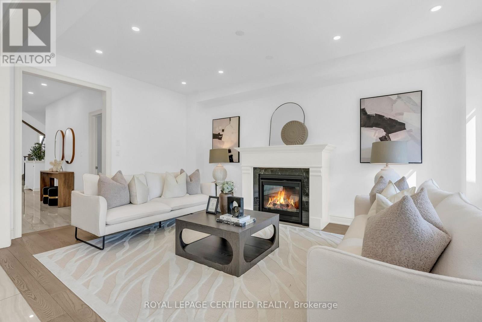 4072 Hillsborough Crescent, Oakville, Ontario  L6H 3P8 - Photo 14 - W13440590