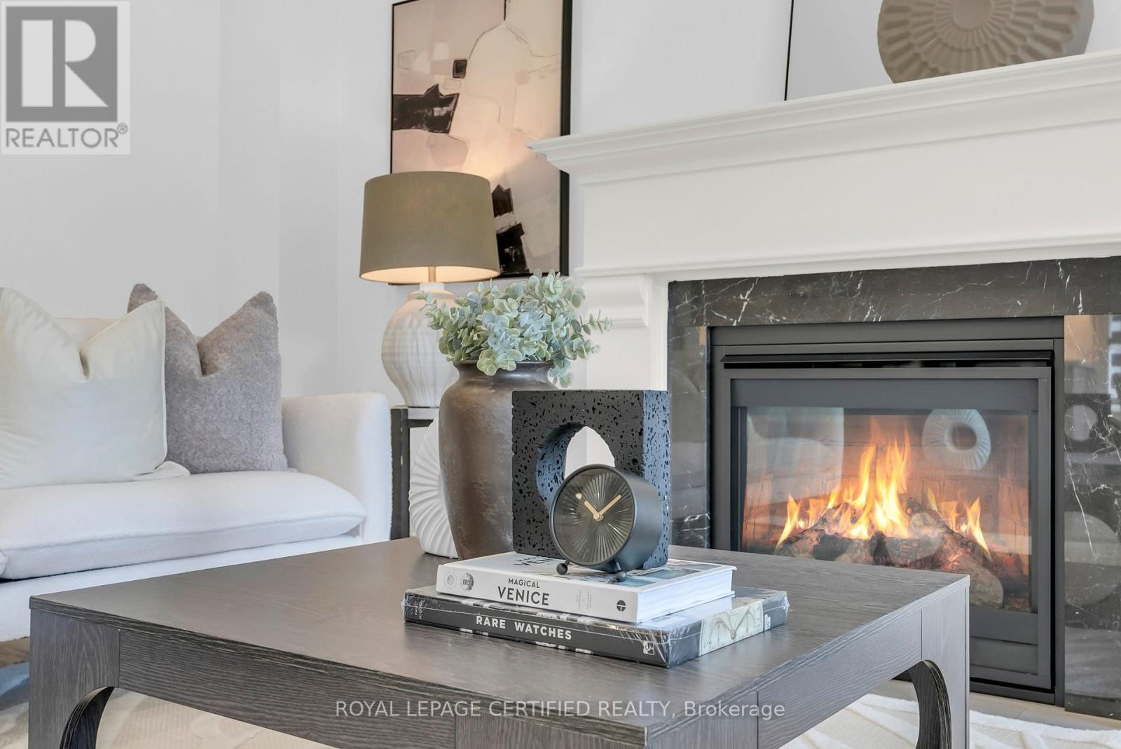 4072 Hillsborough Crescent, Oakville, Ontario  L6H 3P8 - Photo 16 - W13440590