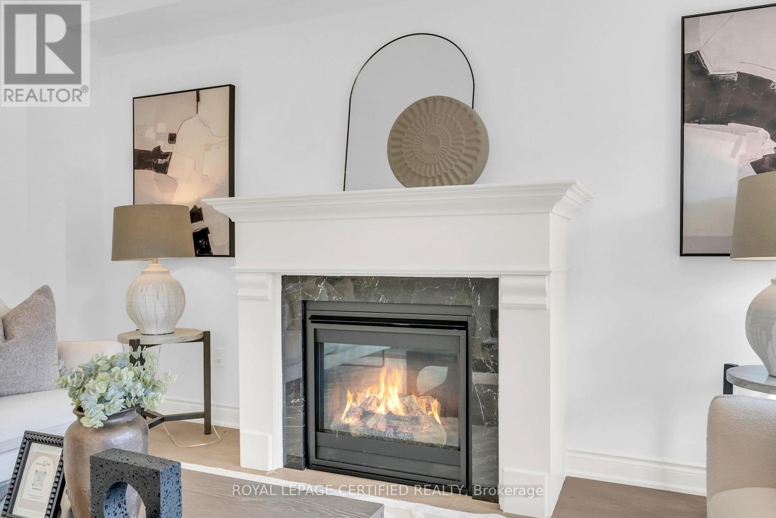 4072 Hillsborough Crescent, Oakville, Ontario  L6H 3P8 - Photo 17 - W13440590