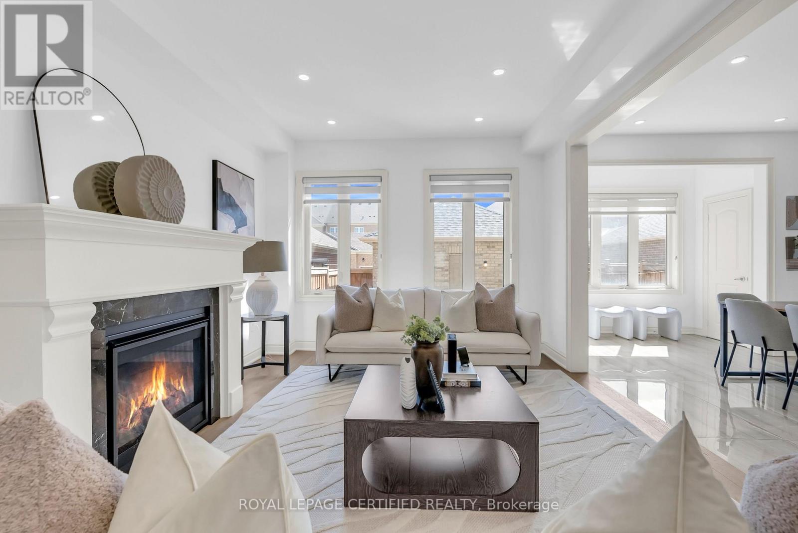 4072 Hillsborough Crescent, Oakville, Ontario  L6H 3P8 - Photo 18 - W13440590