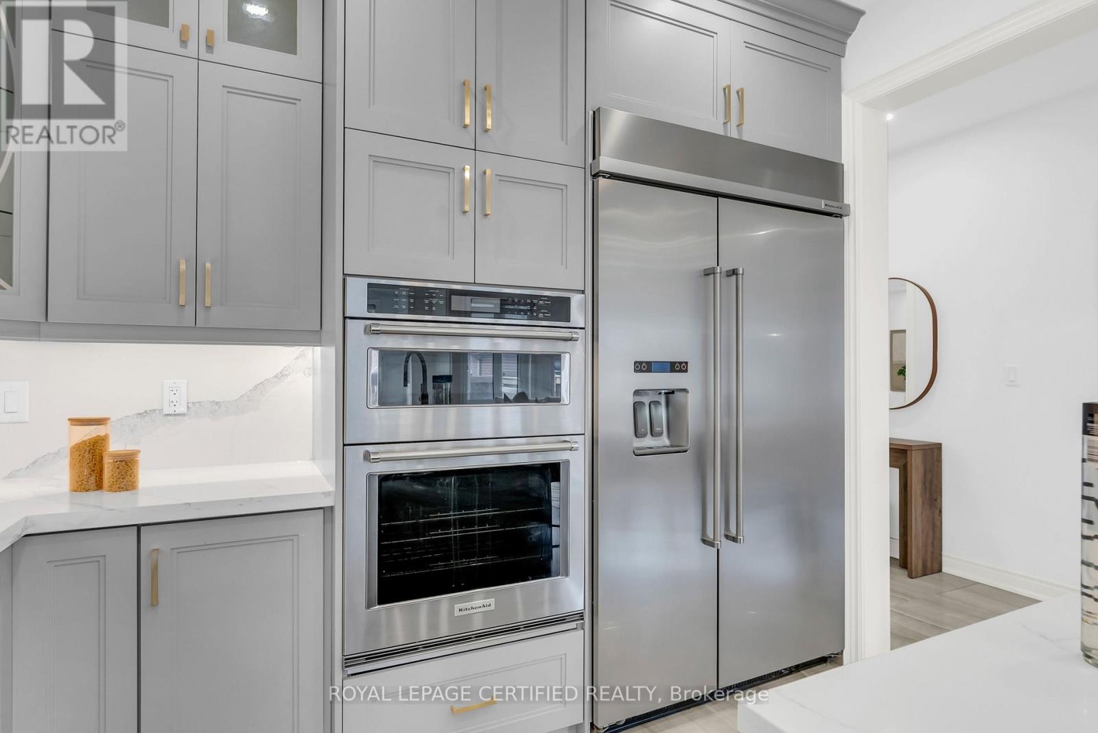 4072 Hillsborough Crescent, Oakville, Ontario  L6H 3P8 - Photo 25 - W13440590