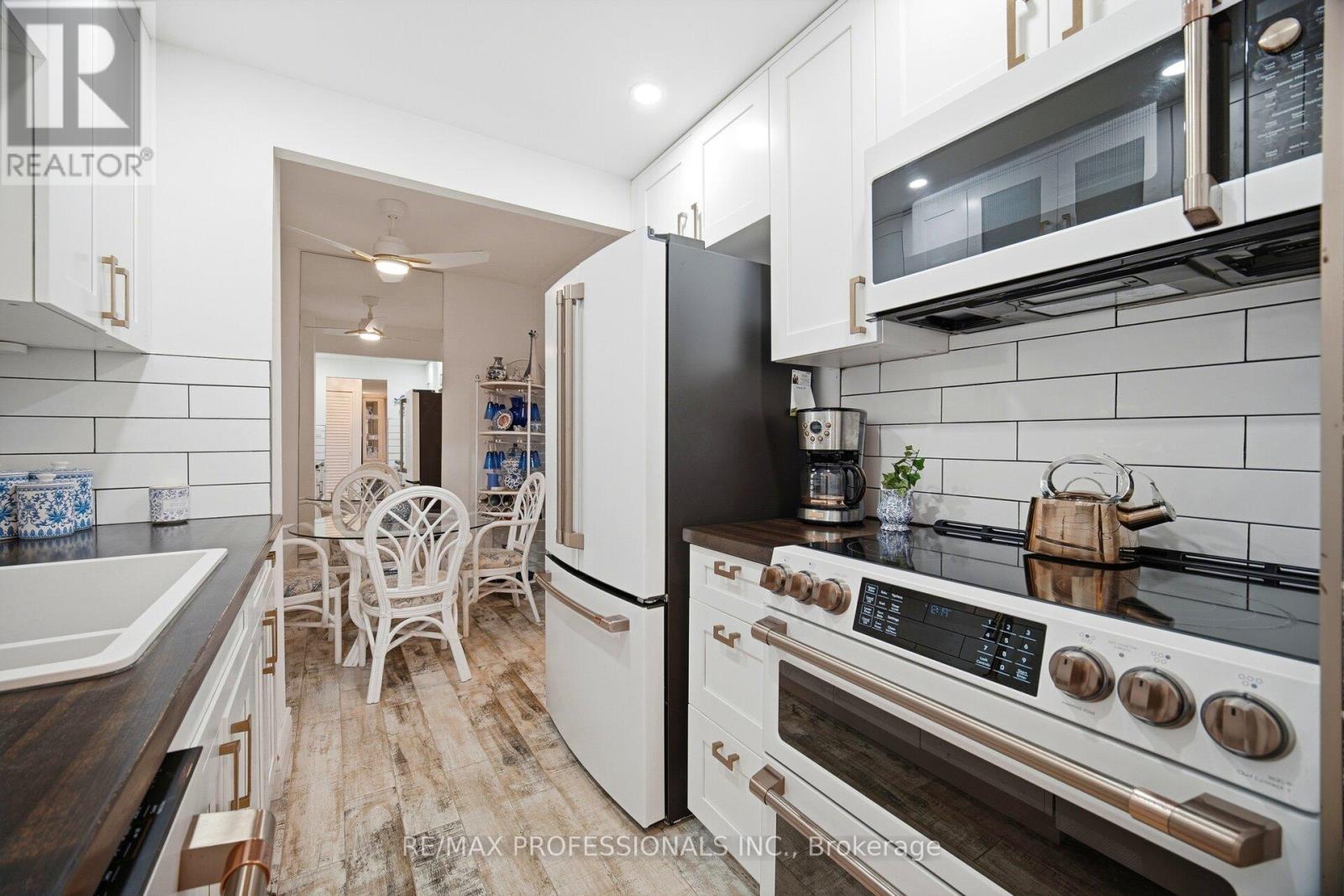 705 - 299 Mill Road, Toronto, Ontario M9C 4V9 - Photo 19 - W13440616