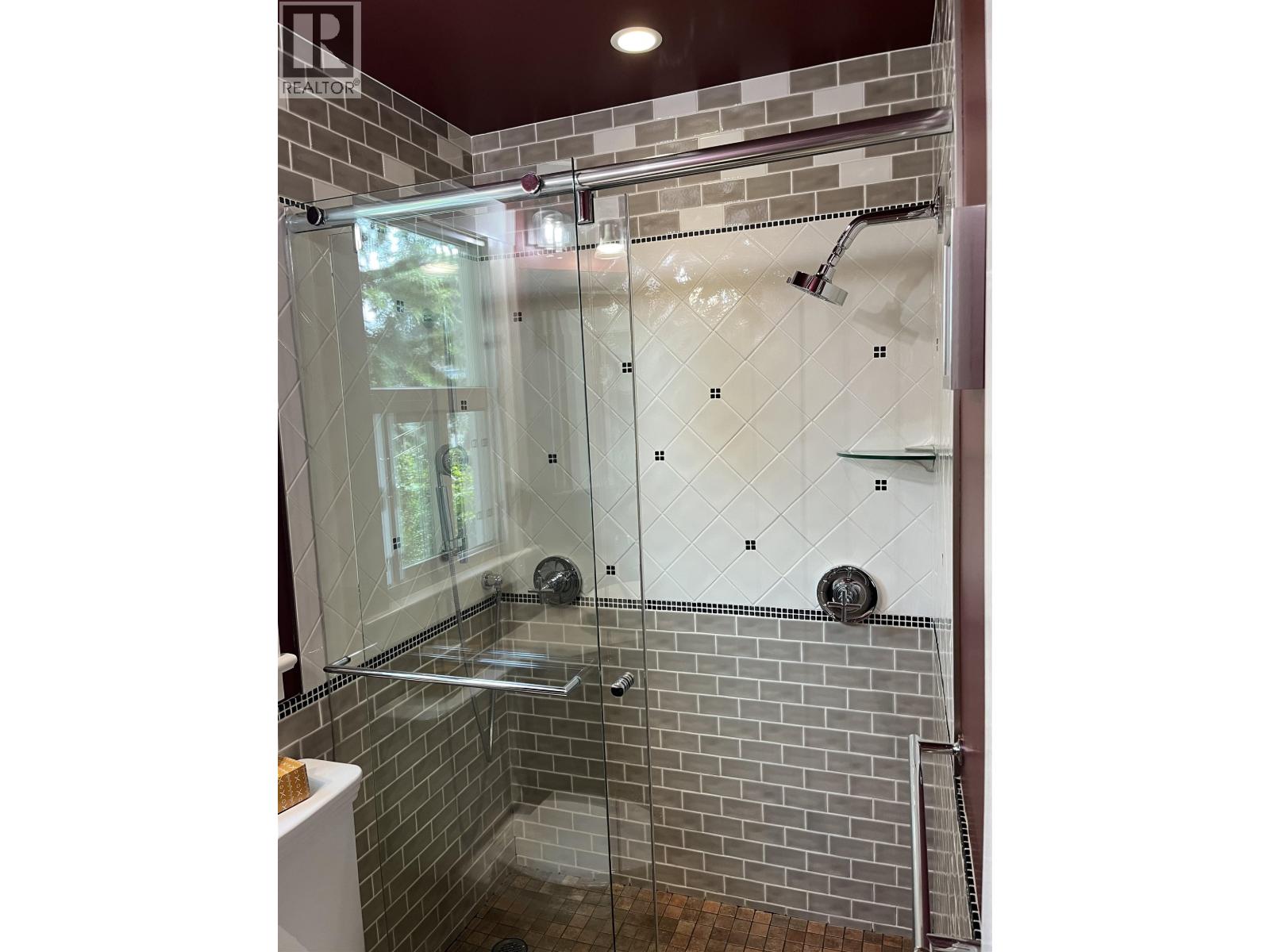105 Durham Street, New Westminster, British Columbia  V3L 1X2 - Photo 16 - R3135598