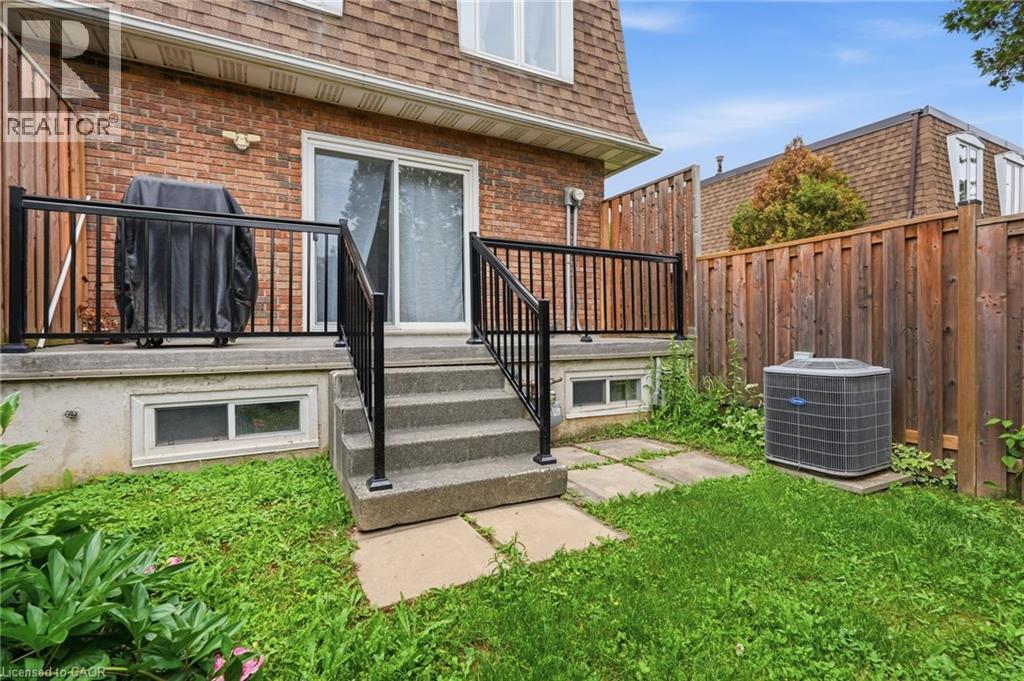1538 Westminster Place, Burlington, Ontario  L7P 2B5 - Photo 47 - 40825598