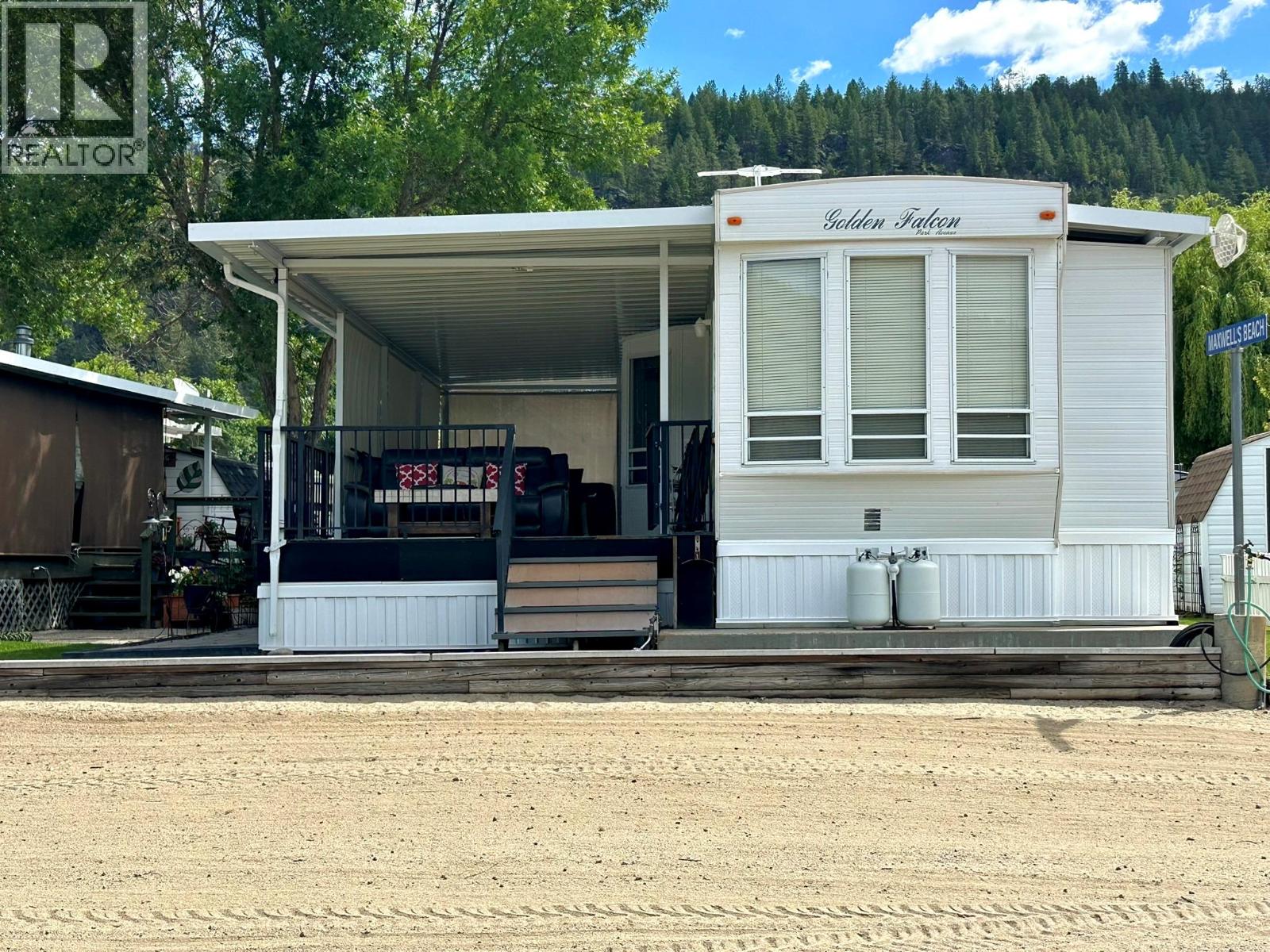 1835 Bakery Frontage Road Unit# 49c, Christina Lake, British Columbia  V0H 1E3 - Photo 2 - 10391312
