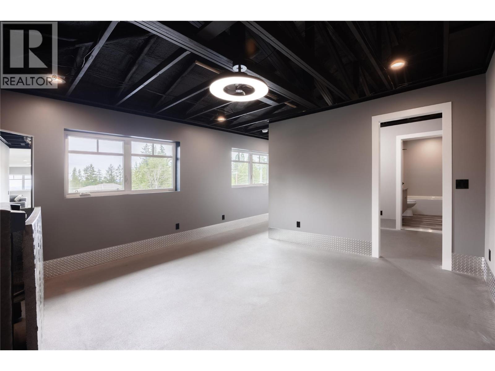 4430 June Springs Road, Kelowna, British Columbia  V1W 4C8 - Photo 37 - 10390721