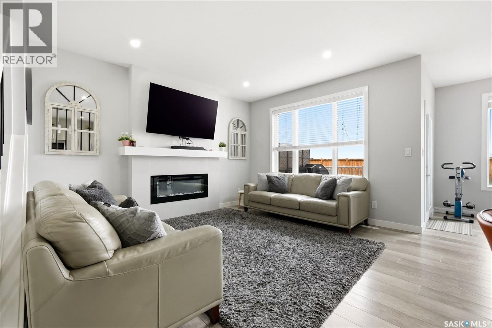 7944 Barley CRESCENT, Regina, Saskatchewan
