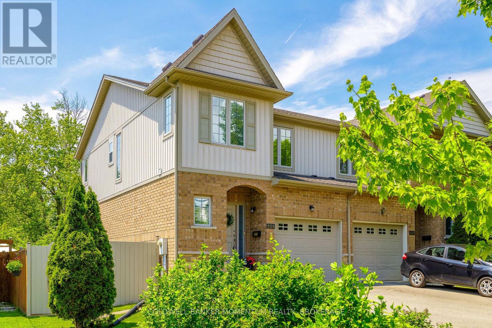 121 ALBERT STREET, Fort Erie (Lakeshore)