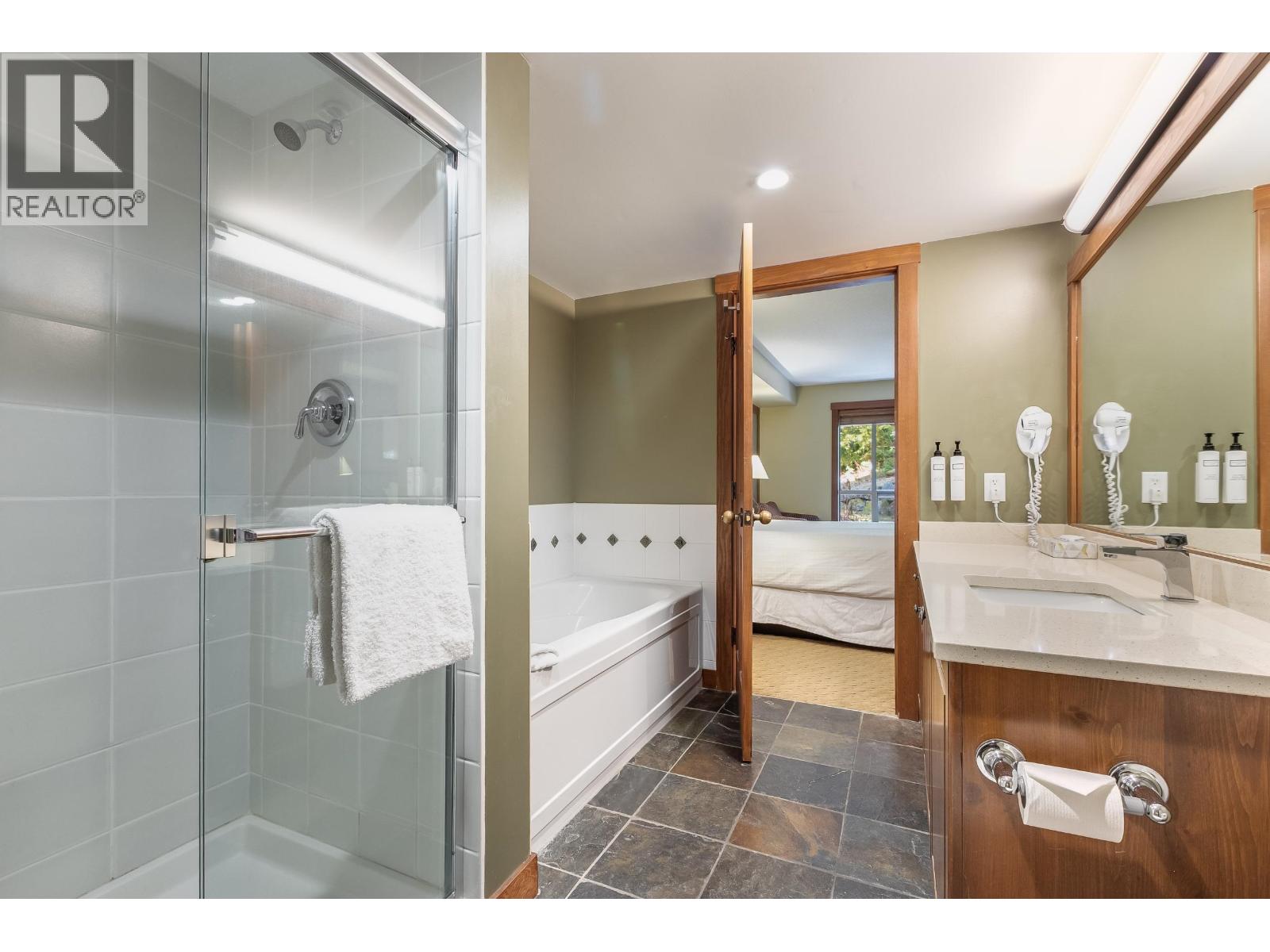 214g1 4653 Blackcomb Way, Whistler, British Columbia  V8E 0Y9 - Photo 18 - R3135626