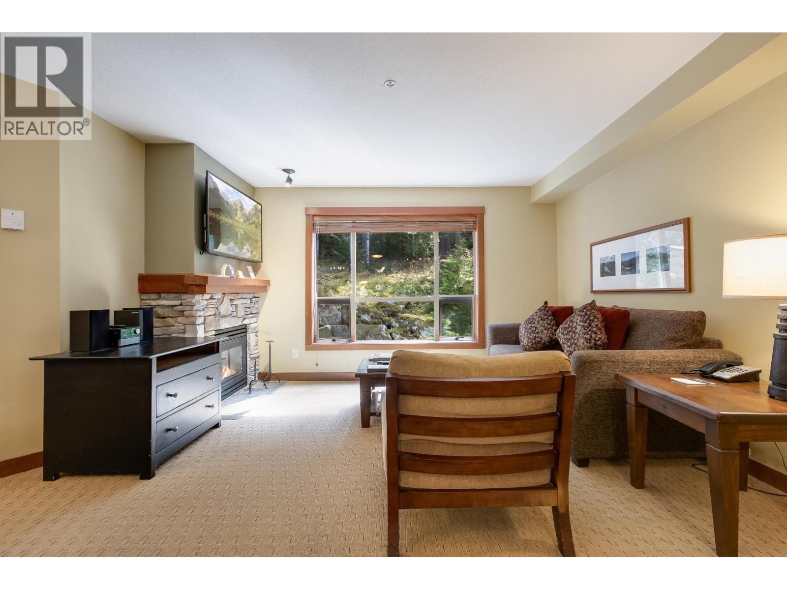 214g1 4653 Blackcomb Way, Whistler, British Columbia  V8E 0Y9 - Photo 3 - R3135626