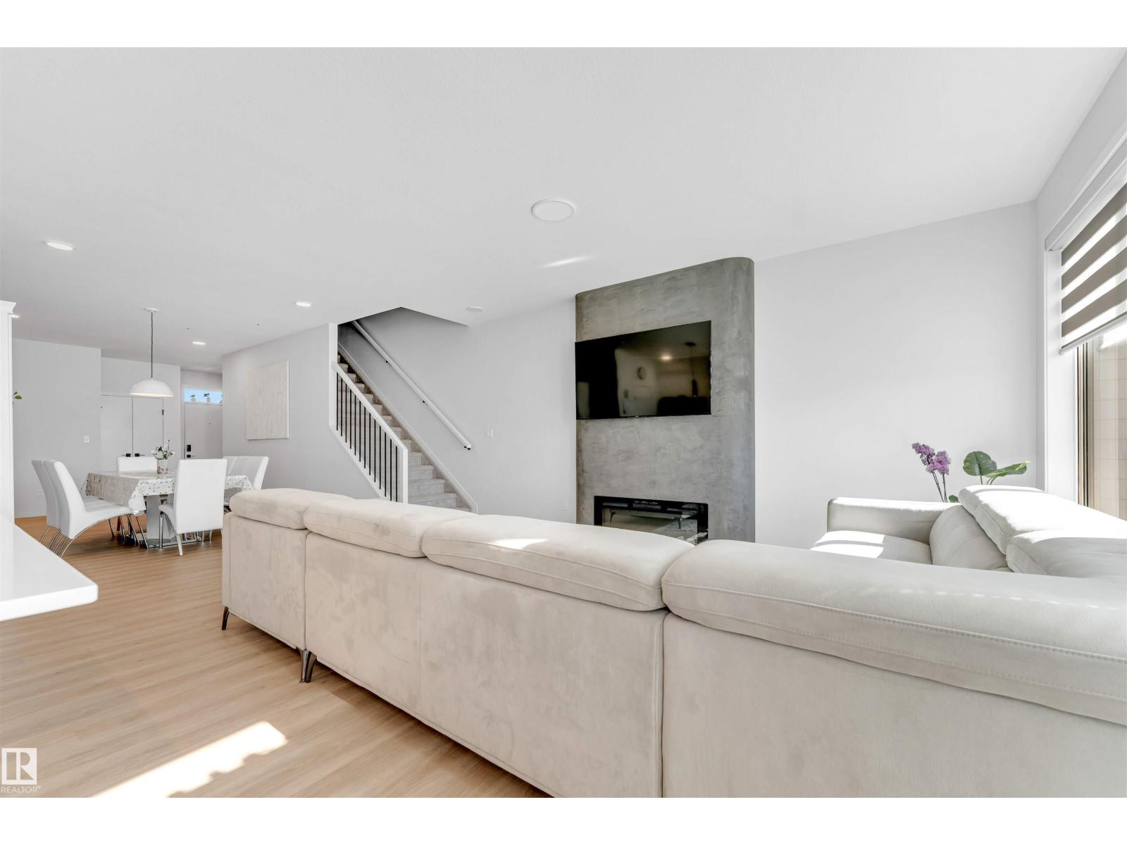 460 33 St Sw, Edmonton, Alberta  T6X 1A7 - Photo 7 - E4493546
