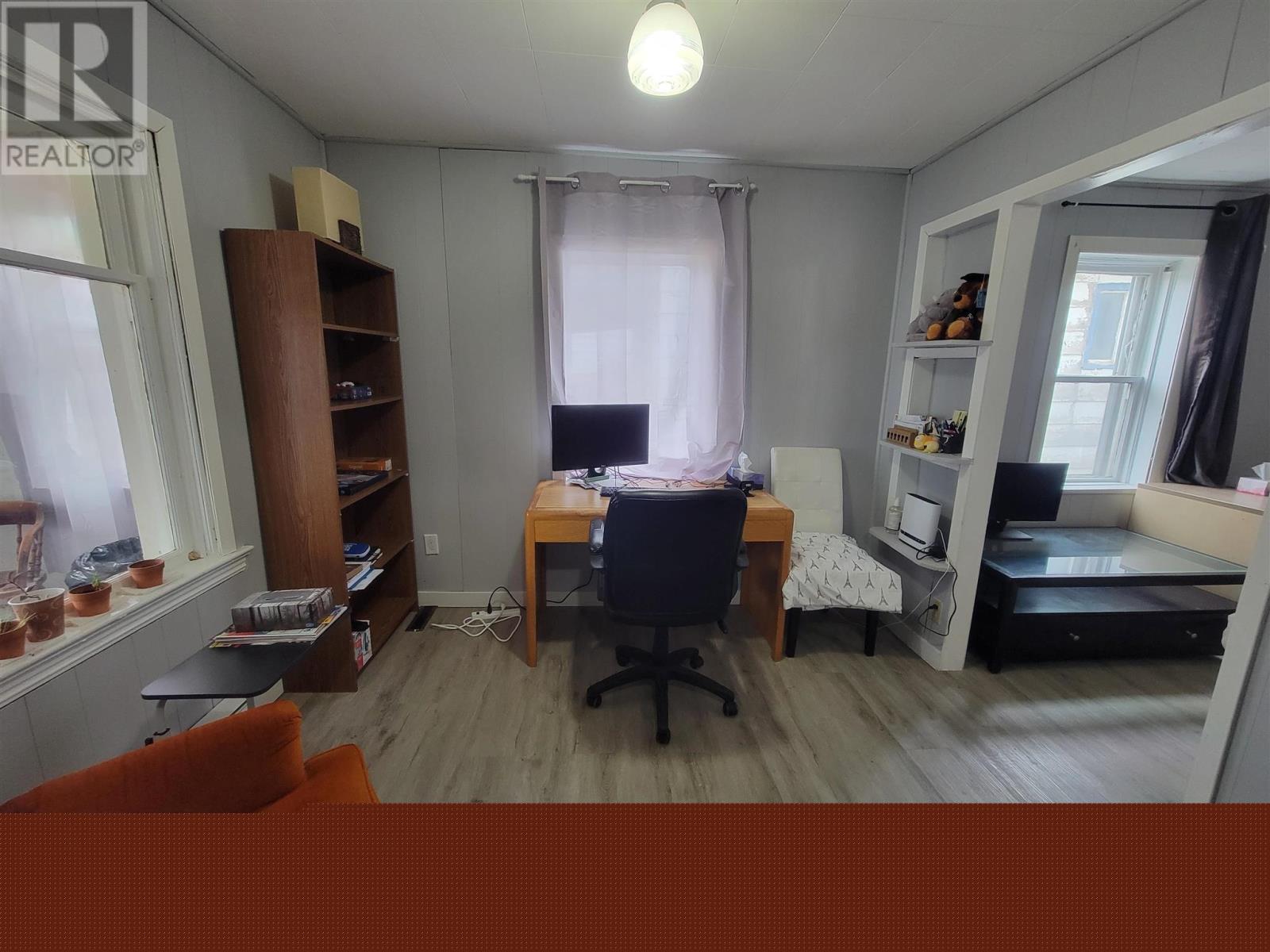 119 Grosvenor Ave, Sault Ste. Marie, Ontario  P6B 2M2 - Photo 3 - SM261273