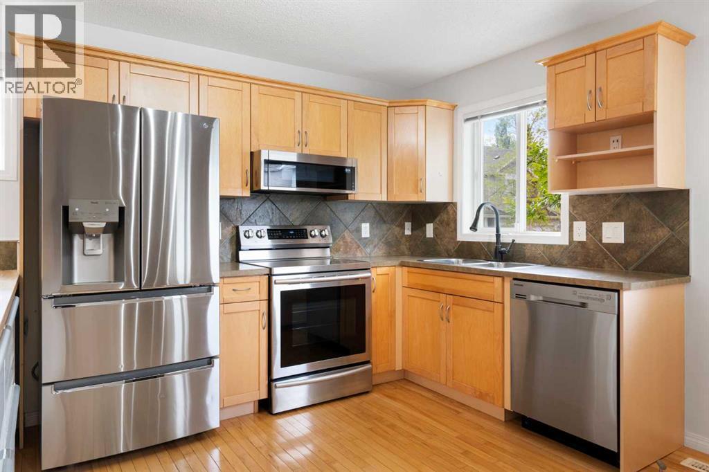 112 Royal Oak Gardens Nw, Calgary, Alberta  T3G 5S5 - Photo 4 - A2318496