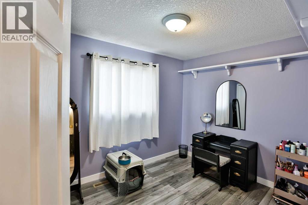 1102 24 Avenue, Coaldale, Alberta  T1M 1N4 - Photo 11 - A2319677