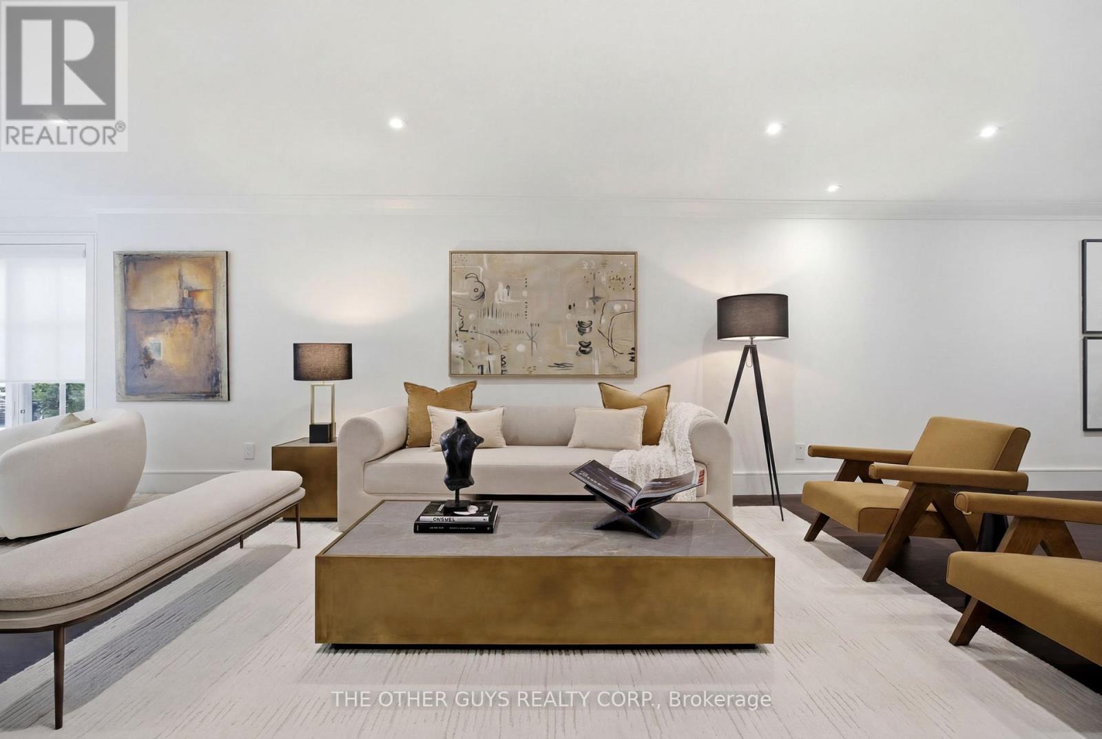 18 Chipstead Road, Toronto, Ontario  M3B 3E6 - Photo 7 - C13440660