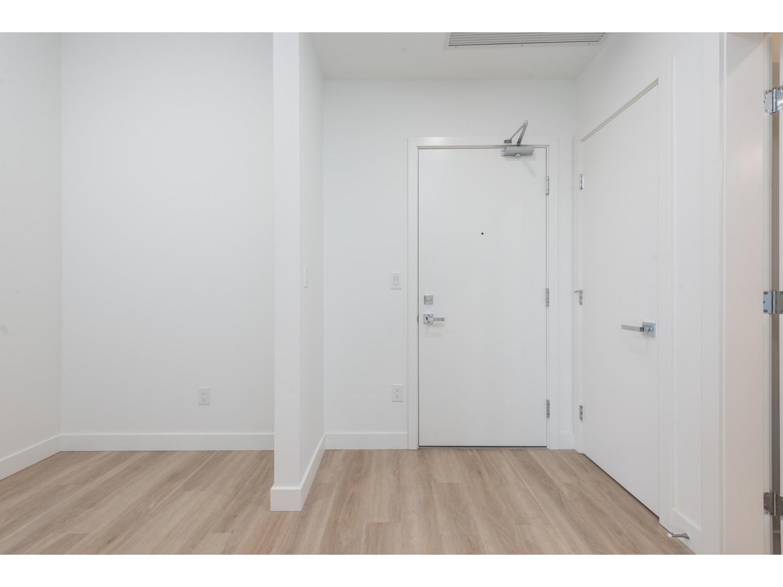 2706 9675 King George Boulevard, Surrey, British Columbia  V3T 2V3 - Photo 14 - R3135590