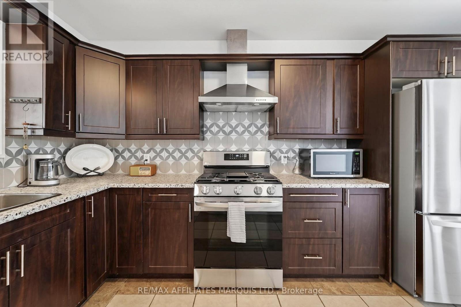 107 Tollgate Road W, Cornwall, Ontario  K6J 5L6 - Photo 12 - X13440668