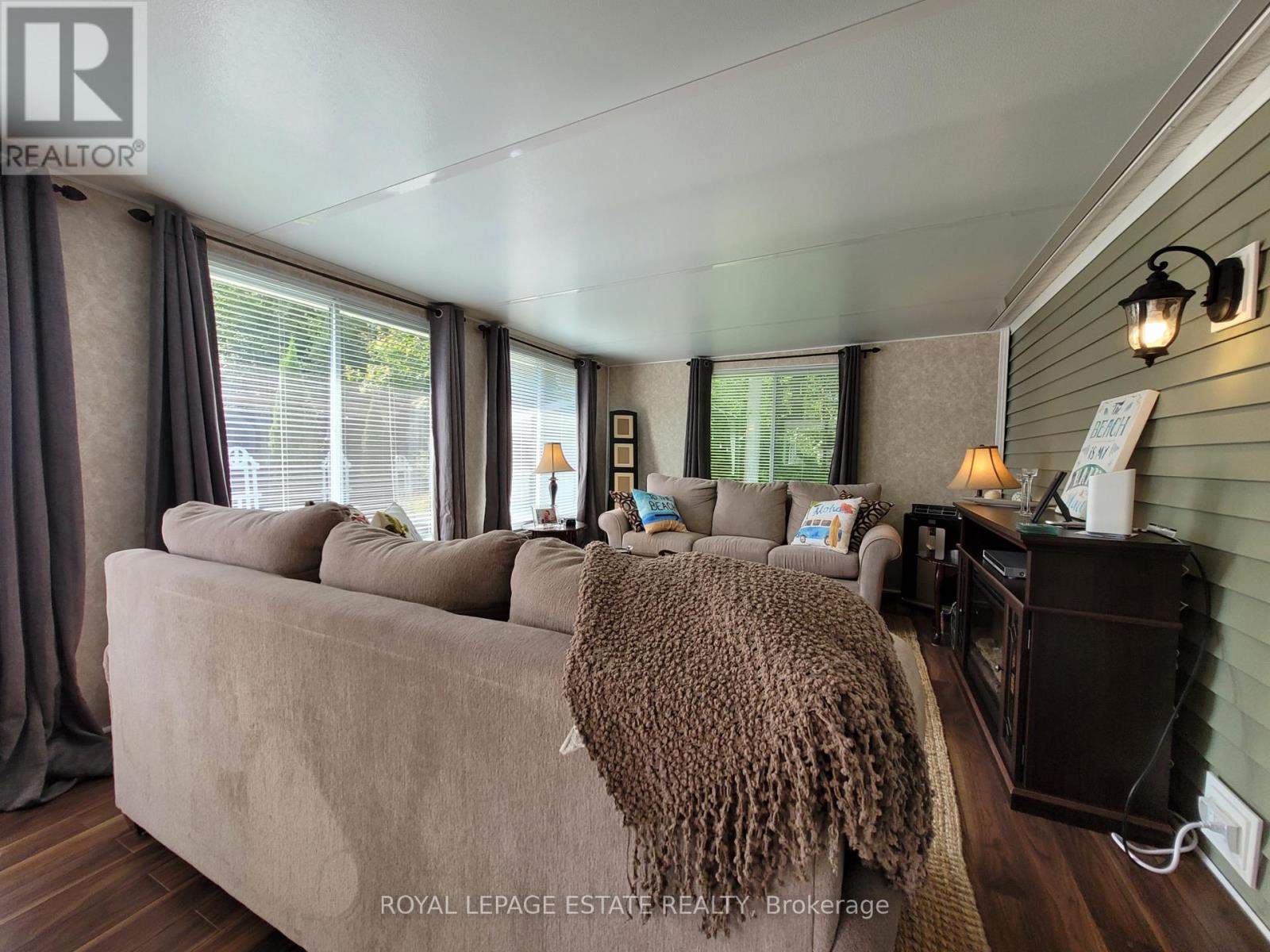127 Madawaska Trail, Wasaga Beach, Ontario  L9Z 1X7 - Photo 12 - S13440686
