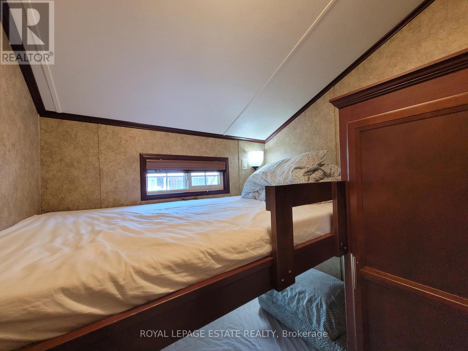 127 Madawaska Trail, Wasaga Beach, Ontario  L9Z 1X7 - Photo 18 - S13440686