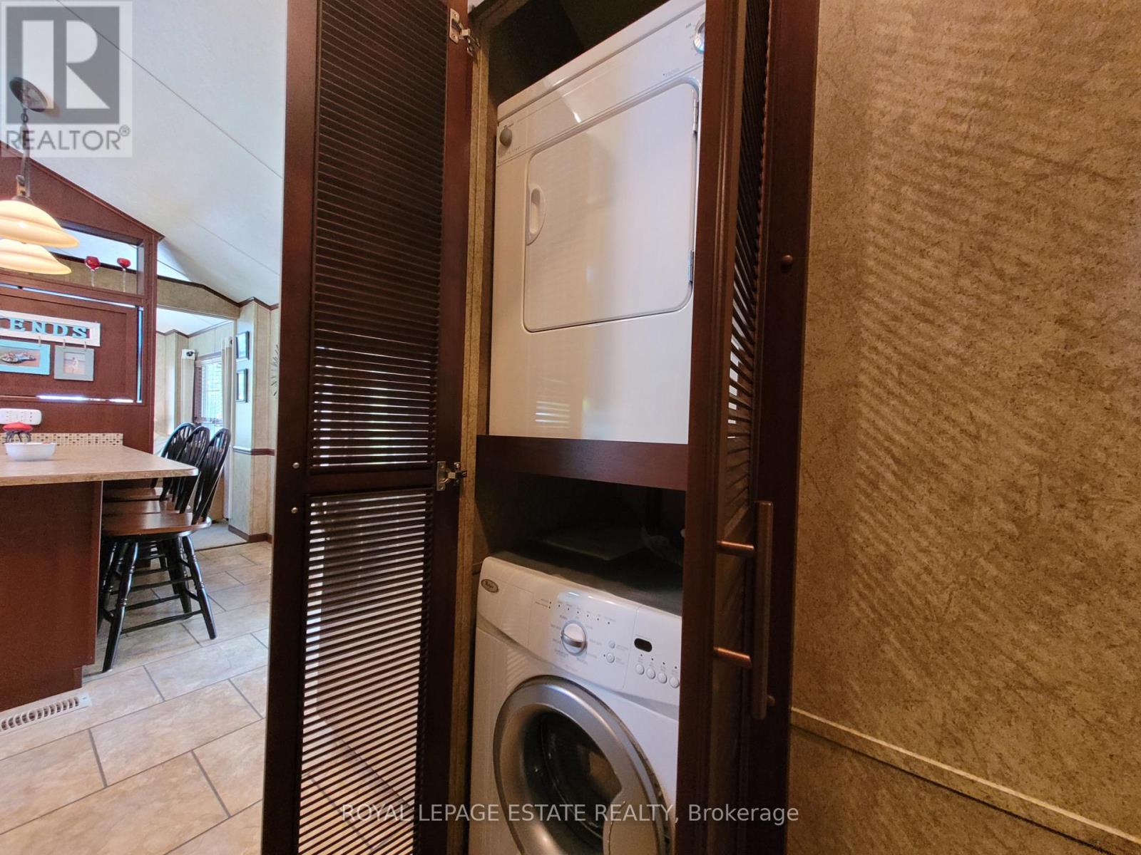 127 Madawaska Trail, Wasaga Beach, Ontario  L9Z 1X7 - Photo 21 - S13440686