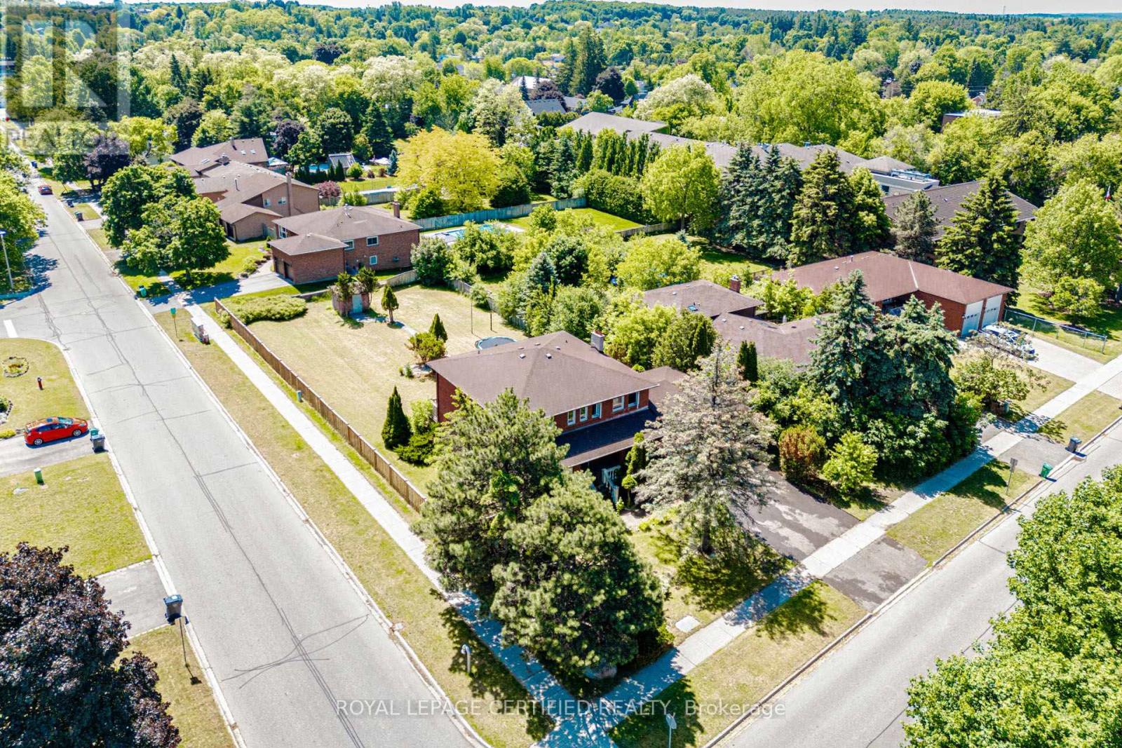 28 Walker Road E, Caledon, Ontario  L7C 1H2 - Photo 2 - W13440696