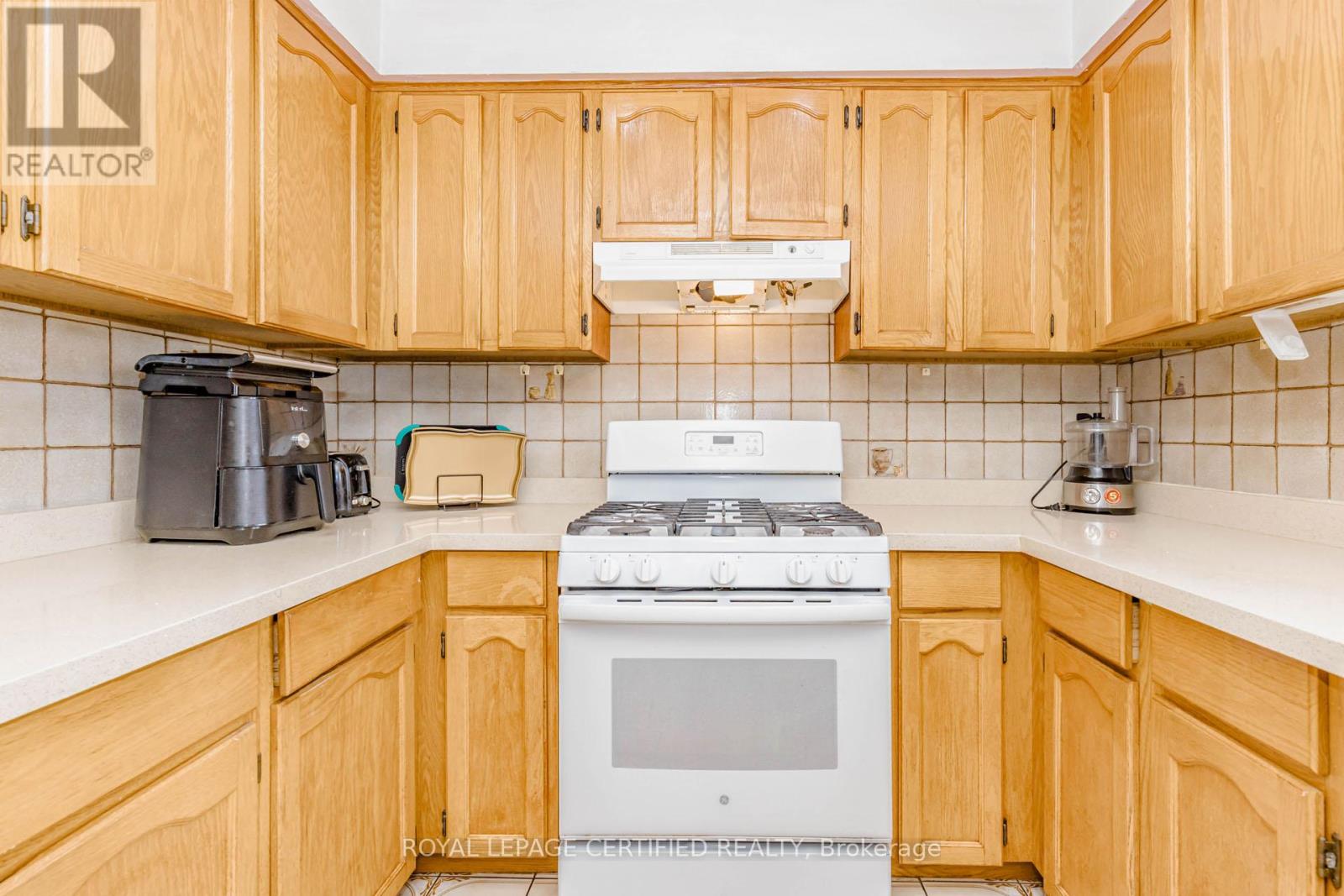 28 Walker Road E, Caledon, Ontario  L7C 1H2 - Photo 21 - W13440696