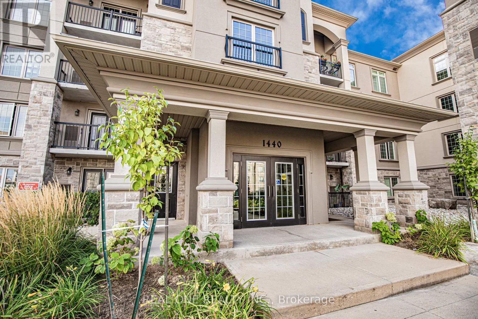 102 - 1440 MAIN STREET E, Milton, Ontario