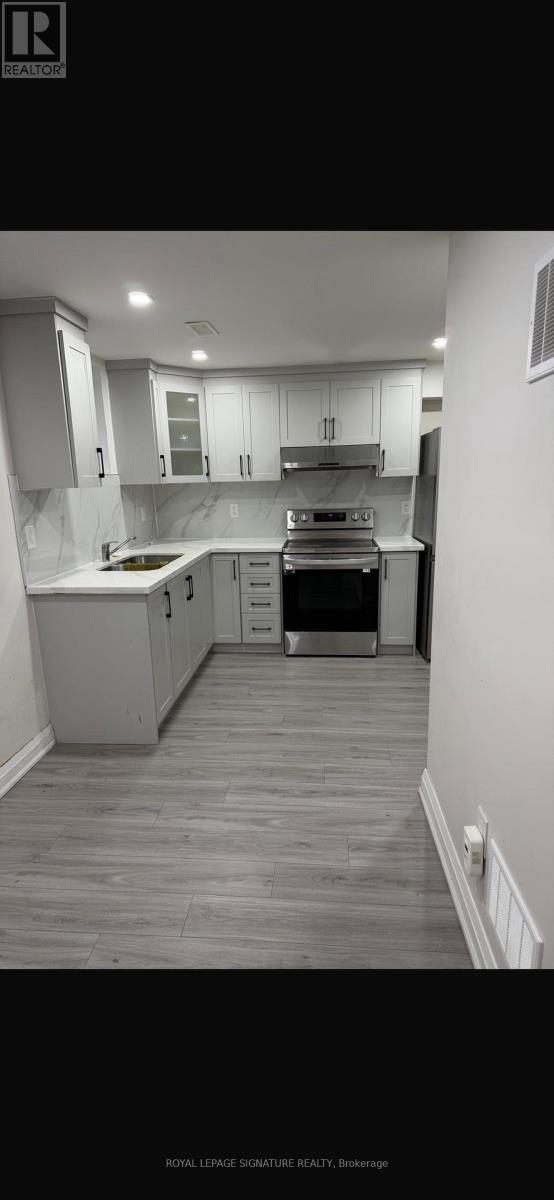 806 ENVOY DRIVE, Mississauga, Ontario