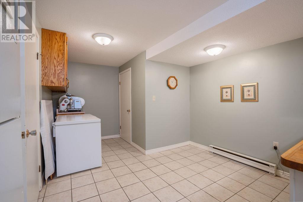 290 Shannon Rd, Sault Ste. Marie, Ontario  P6A 4K5 - Photo 32 - SM261435